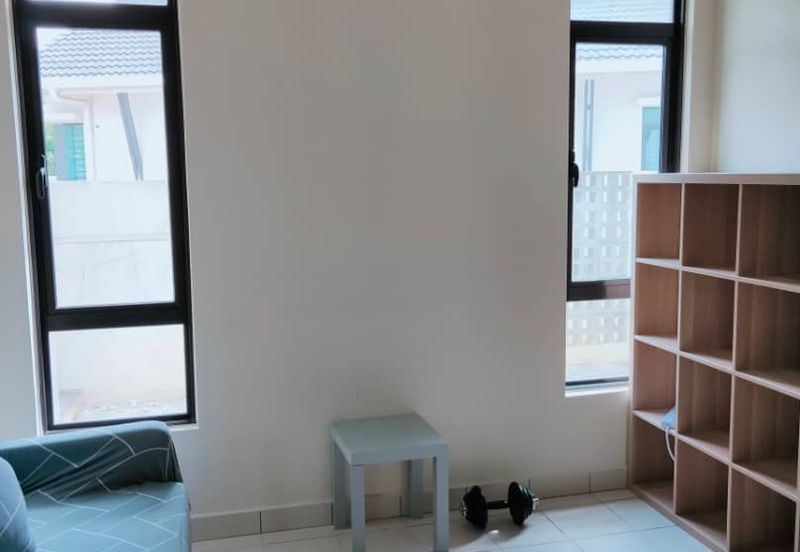 [PARTIALLY FURNISHED] Double Storey Bungalow Jalan Karyawan Bestari Bandar Puncak Alam