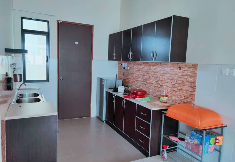 [PARTIALLY FURNISHED] Double Storey Bungalow Jalan Karyawan Bestari Bandar Puncak Alam