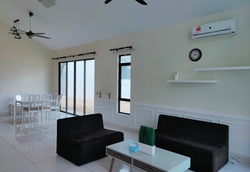 [PARTIALLY FURNISHED] Double Storey Bungalow Jalan Karyawan Bestari Bandar Puncak Alam