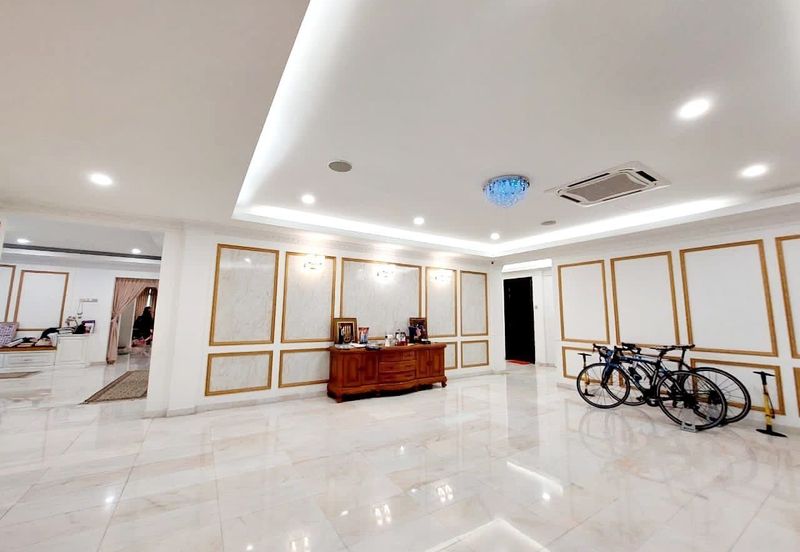 [FULLY FURNISHED] Double Storey Bungalow Corner Lot Bukit Jelutong