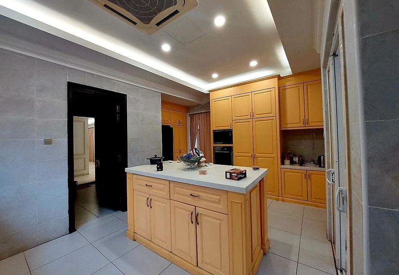 [FULLY FURNISHED] Double Storey Bungalow Corner Lot Bukit Jelutong