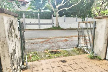 Tropicana Golf & Country Resort