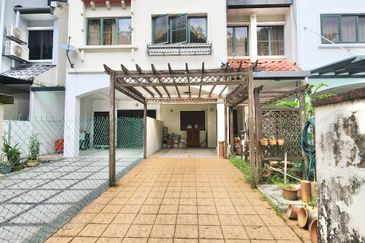 Tropicana Golf & Country Resort