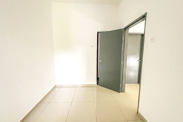 Seksyen 30, Shah Alam