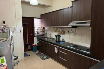 Jalan Makyong, Bandar Bukit Raja