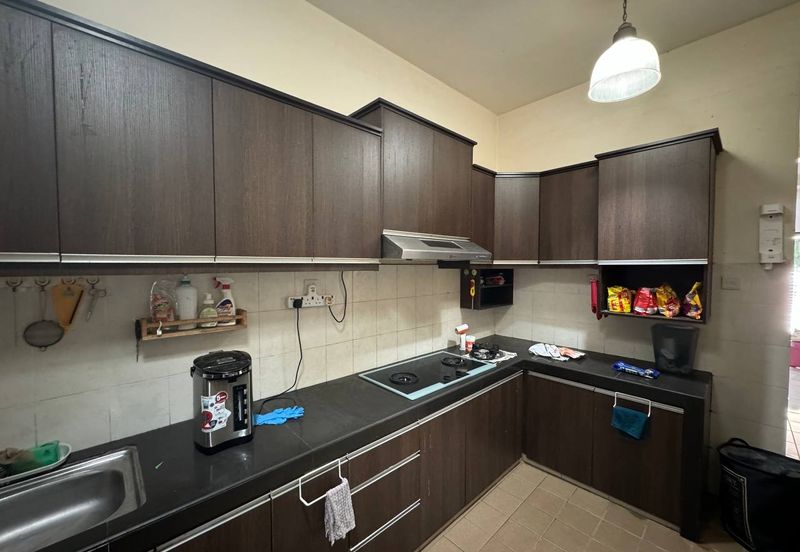 Jalan Makyong, Bandar Bukit Raja