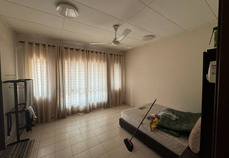 Jalan Makyong, Bandar Bukit Raja