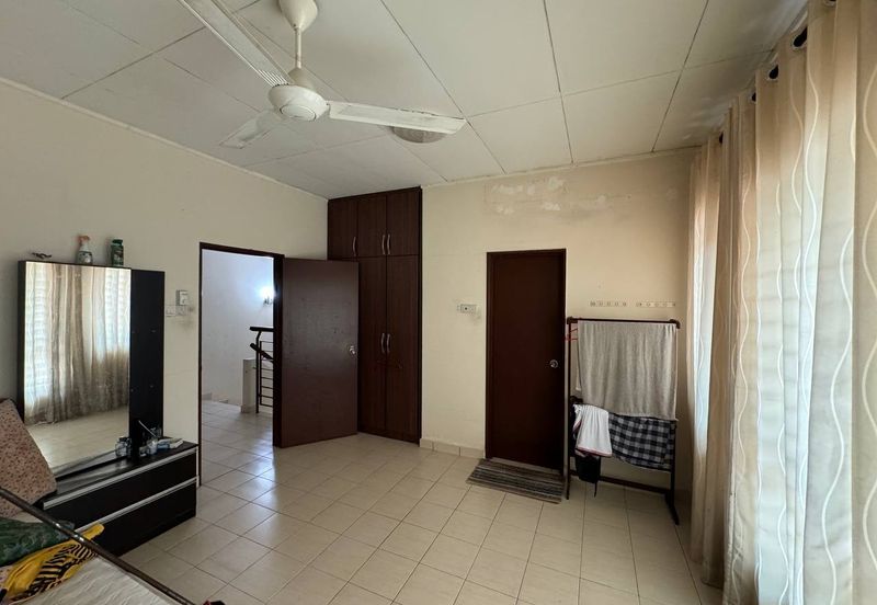 Jalan Makyong, Bandar Bukit Raja