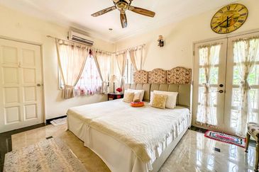 Seksyen 11, Shah Alam