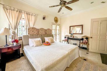 Seksyen 11, Shah Alam