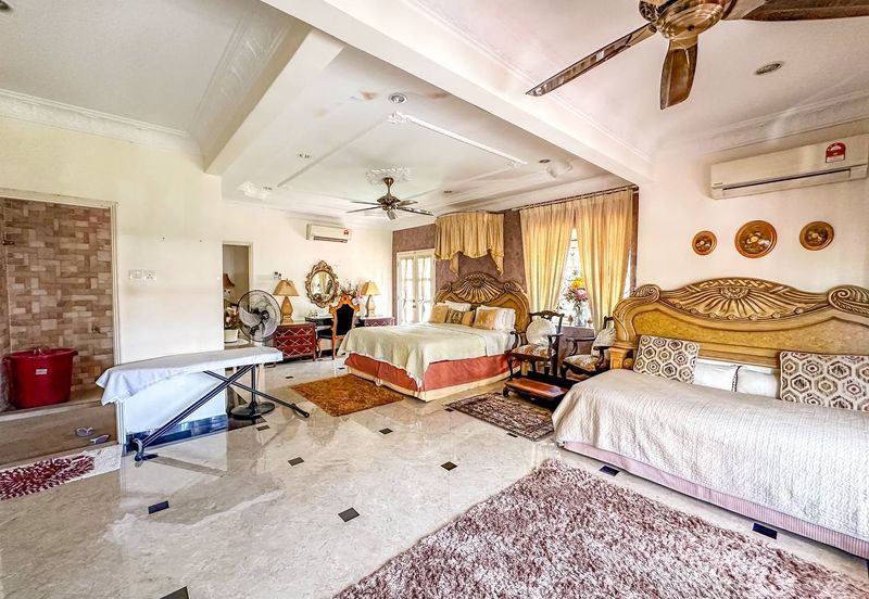 Seksyen 11, Shah Alam