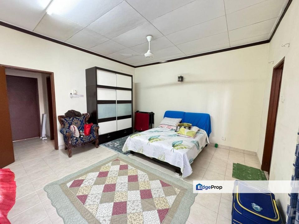 [WELL MAINTAINED] Double Storey Terrace For Sale In Bandar Bukit Raja Klang, Selangor, Klang