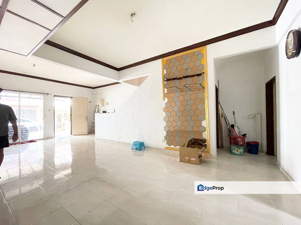 [FOR SALE] Double Storey Terrace Alam D'16 Seksyen 16 Shah Alam, Selangor, Shah Alam