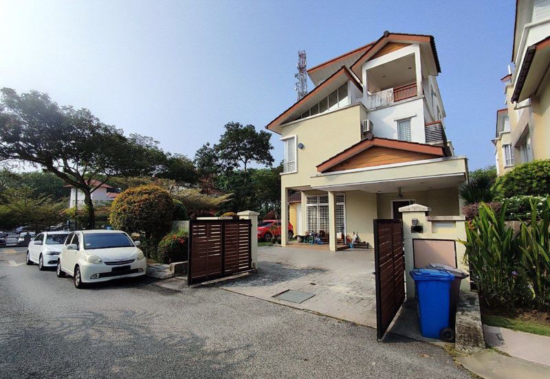 Seksyen 4, Shah Alam