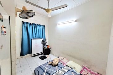 [MURAH] Double Storey Terrace House Type Melati Bukit Subang