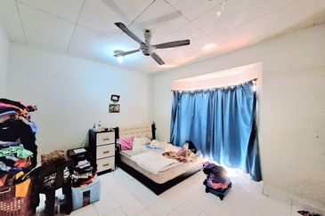 [MURAH] Double Storey Terrace House Type Melati Bukit Subang