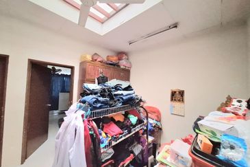 [MURAH] Double Storey Terrace House Type Melati Bukit Subang
