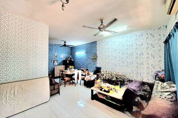 [MURAH] Double Storey Terrace House Type Melati Bukit Subang