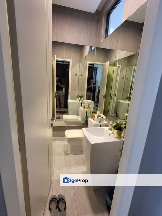 [FULLY RENOVATED] Casa Sutra Setia Alam 3 Storey Bungalow House with Lift & Pool, Selangor, Setia Alam/Alam Nusantara