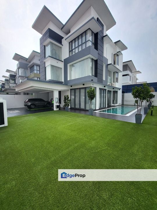 [FULLY RENOVATED] Casa Sutra Setia Alam 3 Storey Bungalow House with Lift & Pool, Selangor, Setia Alam/Alam Nusantara