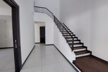 Hevea Elmina Gardens