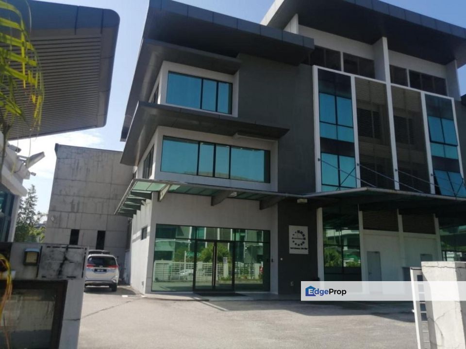 Corner Lot 3 Storey Semi-D Seksyen U8 Bukit Jelutong Industrial Park ...