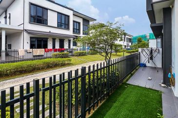 Dremien @ Eco Ardence