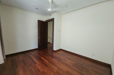 [MODERN DESIGN] 3 Storey Bungalow Usj Height Subang Jaya