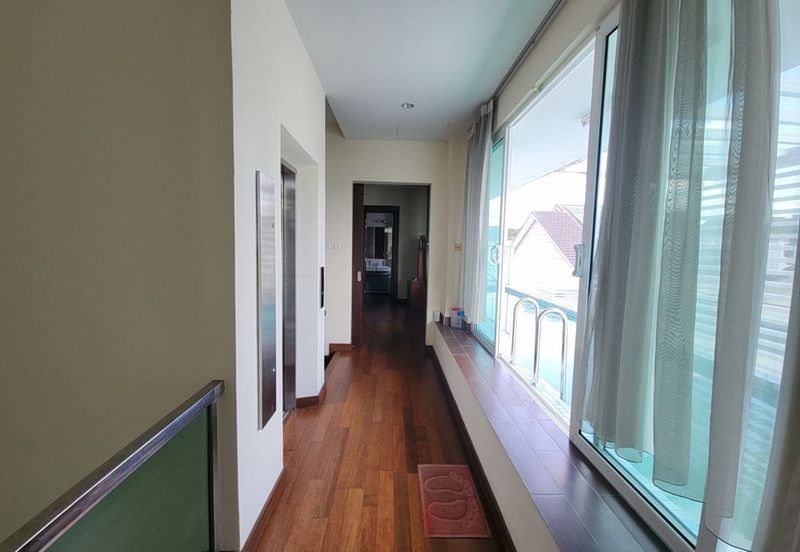 [MODERN DESIGN] 3 Storey Bungalow Usj Height Subang Jaya