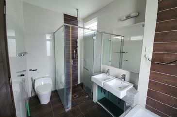 [MODERN DESIGN] 3 Storey Bungalow Usj Height Subang Jaya