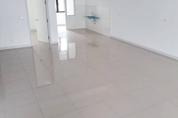 Iris Encorp Cahaya Alam