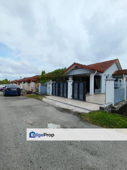 [RENOVATED] Single Storey End Lot Jalan Makyong Babdar Bukit Raja Klang, Selangor, Klang