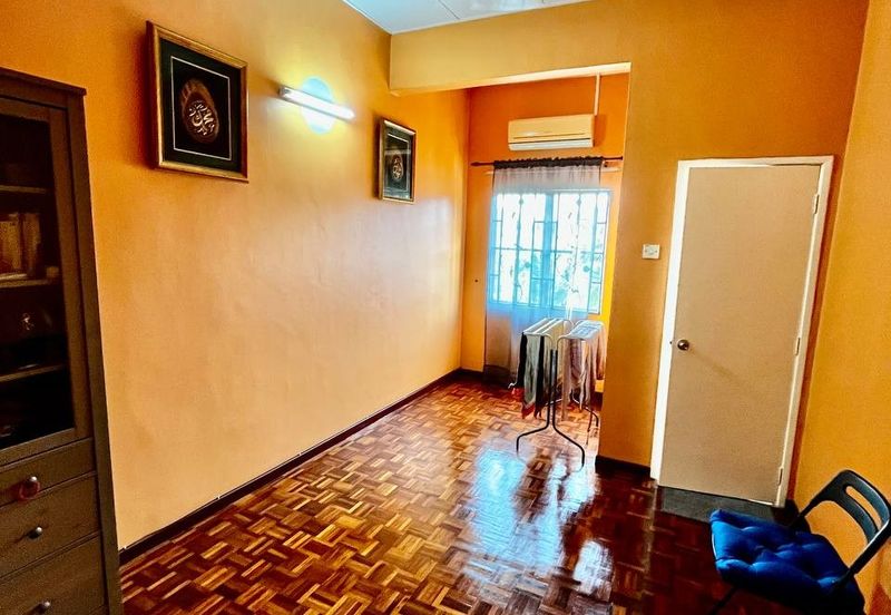 Taman Tepi Sungai ( Taman Teluk Pulai Indah )