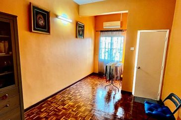 Taman Tepi Sungai ( Taman Teluk Pulai Indah )