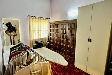 Taman Tepi Sungai ( Taman Teluk Pulai Indah )