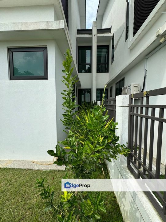 [INTERMEDIATE] Double Storey Garden Height Phase 5 Bandar Tasik Puteri Rawang, Selangor, Shah Alam