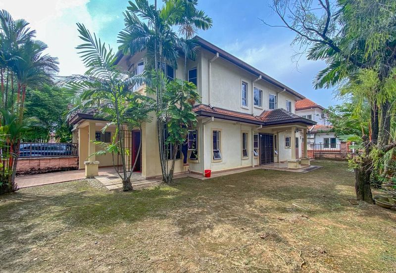 Corner Lot Double Storey Terrace Bukit Jelutong Shah Alam For Sale