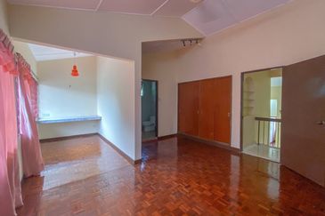 Seksyen 11, Shah Alam