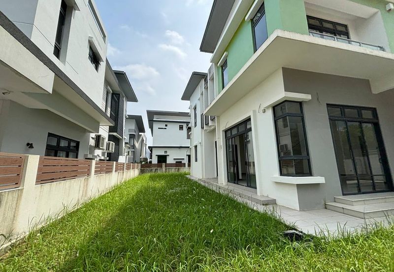 Casa Sutra, Alam Nusantara