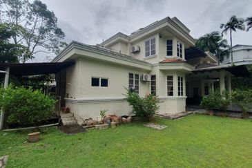 KGSAAS Golf Club, Seksyen 13