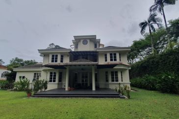 KGSAAS Golf Club, Seksyen 13