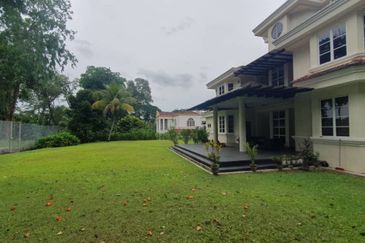 KGSAAS Golf Club, Seksyen 13