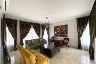 Cornerlot Bungalow at Bidai Residence Bukit Jelutong Shah Alam For Sale