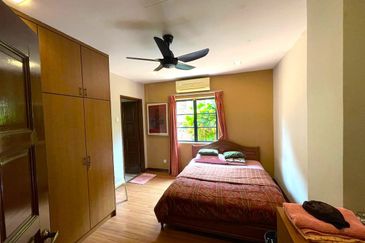 Cornerlot Bungalow at Bidai Residence Bukit Jelutong Shah Alam For Sale