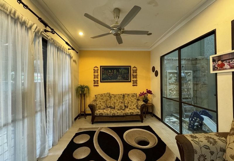 Renovated Double Storey Superlink Tropika Bukit Jelutong Shah Alam For Sale