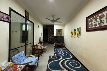 Renovated Double Storey Superlink Tropika Bukit Jelutong Shah Alam For Sale