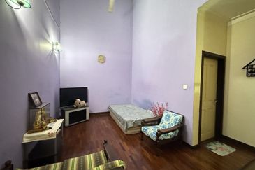 Renovated Double Storey Superlink Tropika Bukit Jelutong Shah Alam For Sale