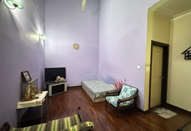 Renovated Double Storey Superlink Tropika Bukit Jelutong Shah Alam For Sale