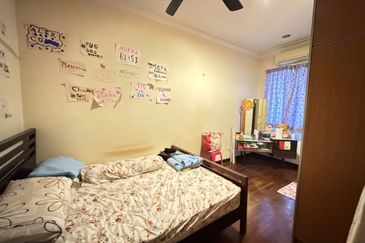 Renovated Double Storey Superlink Tropika Bukit Jelutong Shah Alam For Sale