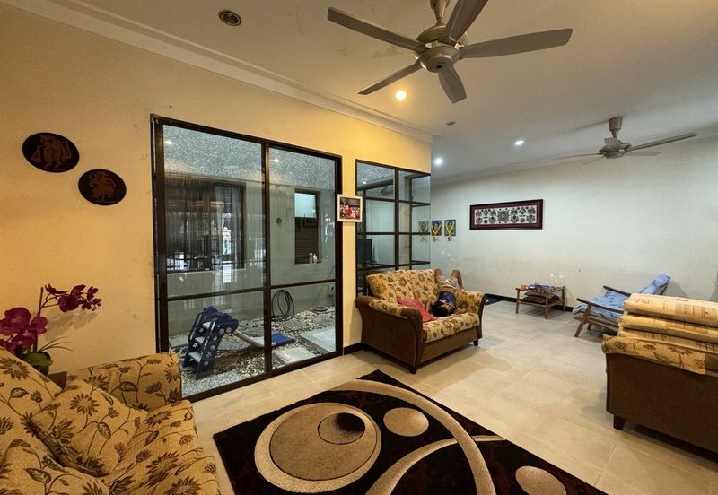 Renovated Double Storey Superlink Tropika Bukit Jelutong Shah Alam For Sale